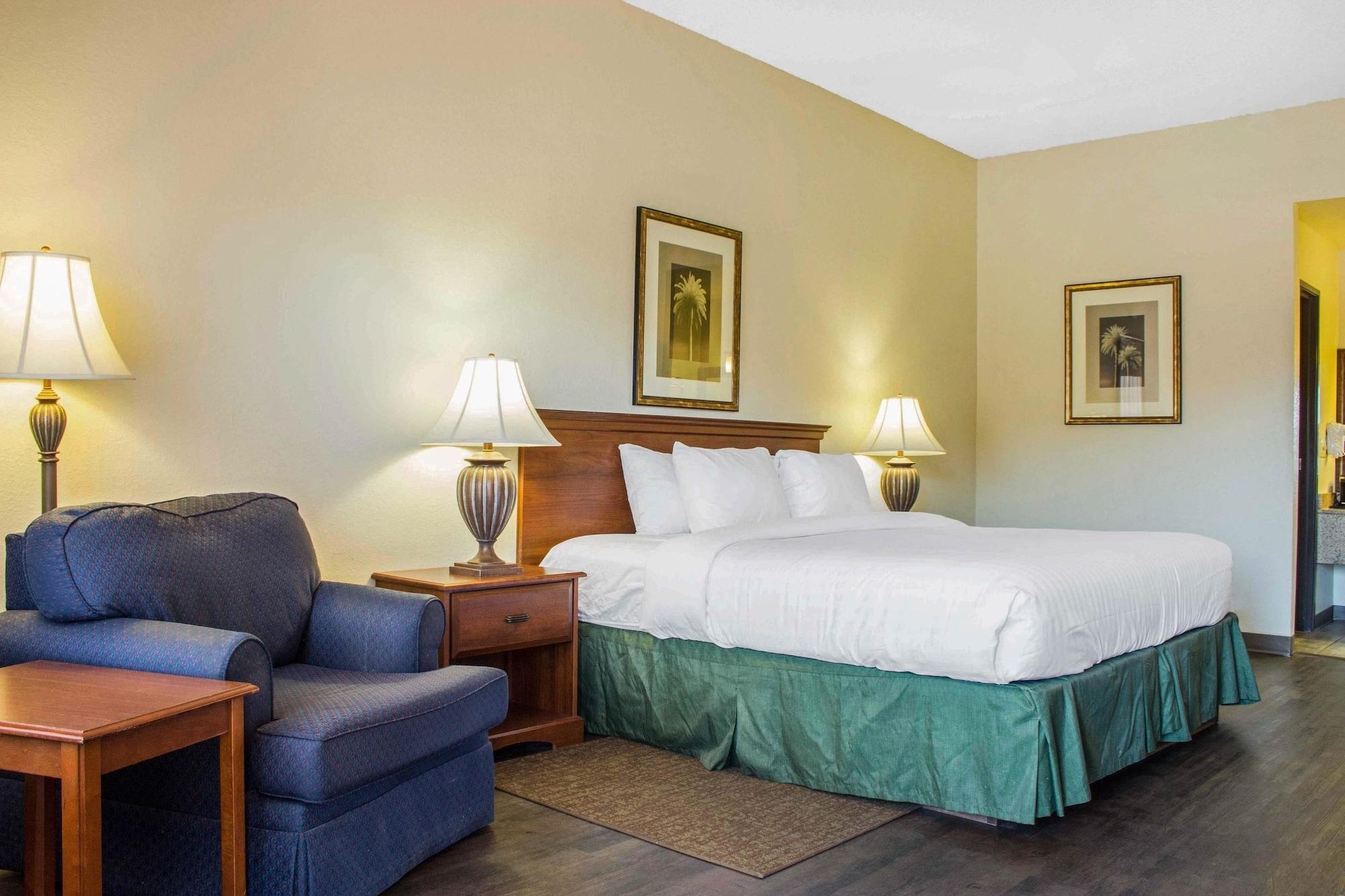 Quality Inn Benson I-10 Exit 304 Екстер'єр фото