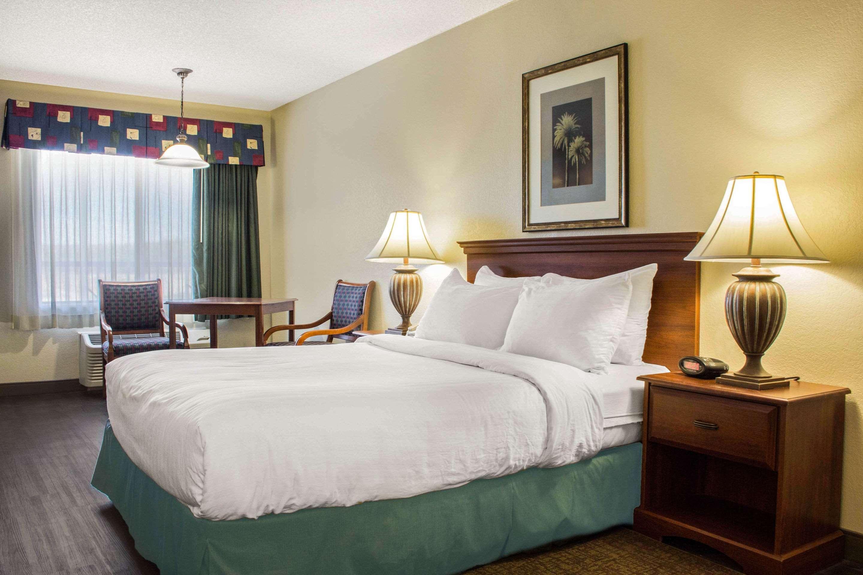 Quality Inn Benson I-10 Exit 304 Екстер'єр фото