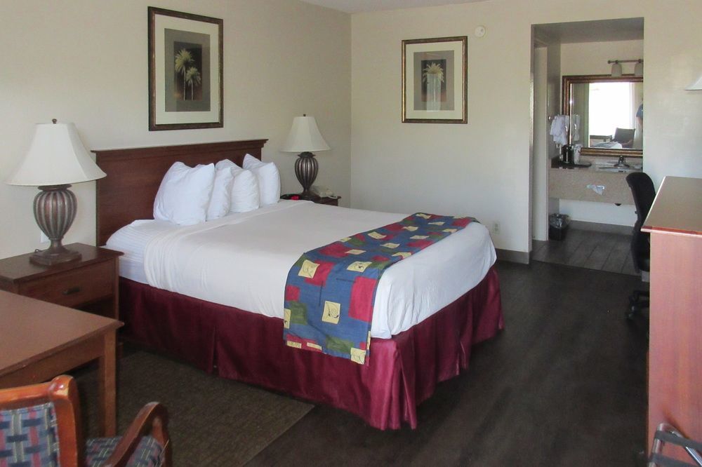 Quality Inn Benson I-10 Exit 304 Екстер'єр фото
