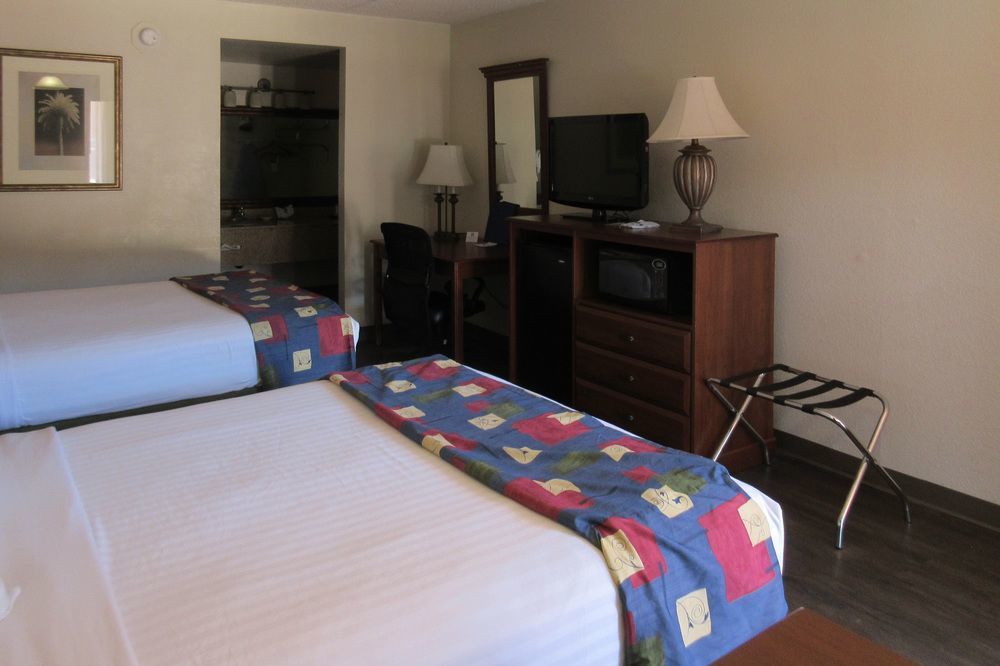Quality Inn Benson I-10 Exit 304 Екстер'єр фото