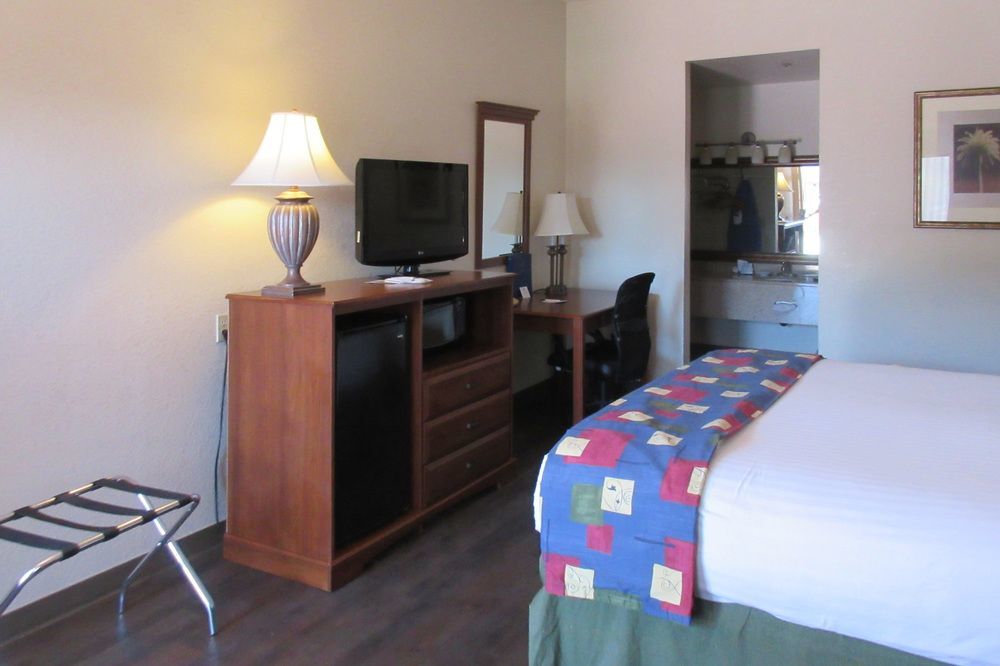 Quality Inn Benson I-10 Exit 304 Екстер'єр фото