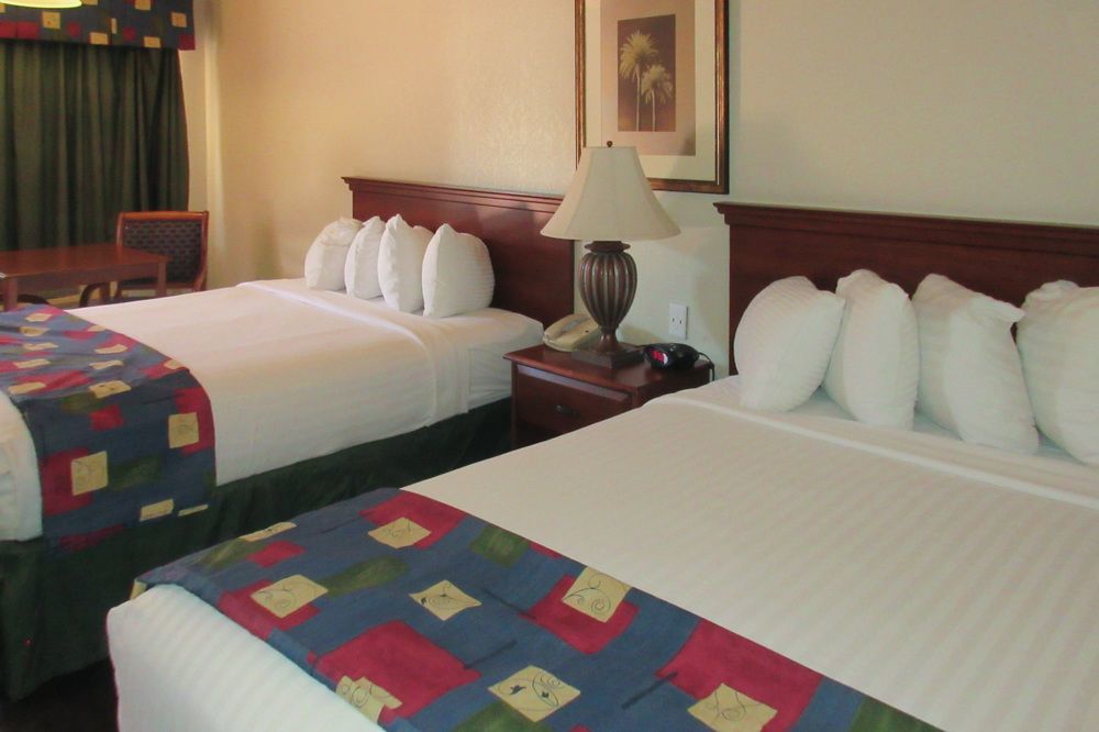 Quality Inn Benson I-10 Exit 304 Екстер'єр фото