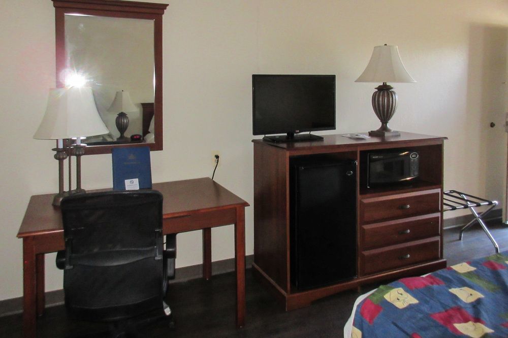 Quality Inn Benson I-10 Exit 304 Екстер'єр фото